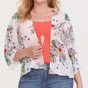 Torrid White Tropical Floral Chiffon Short Kimono Open Front Lightweight Jacket